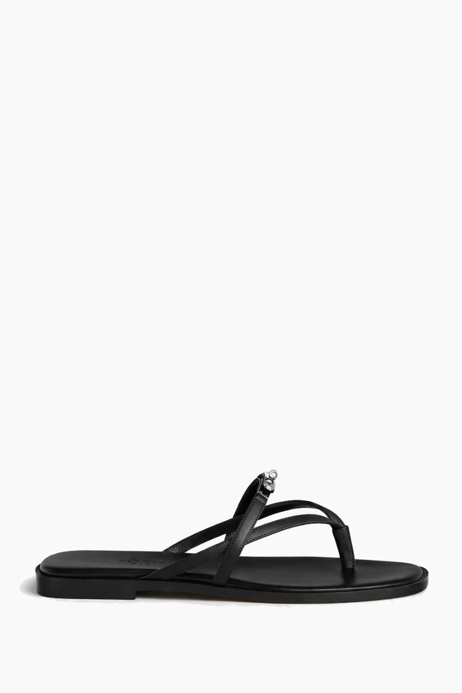 hermes-sandals-lipstick-red-bold-feminine (2) شوز، احذية، احذيه ماركه، متجر أحذية اون لاين، موقع احذية، شوز رجالي، موقع أحذية رجالية، جزم رجالية، جزمة رجالي، شوزات مريحه، صندل نايك رجالي مريح، أحذية رجالية ماركة، متجر أحذية رجالية، شوز،